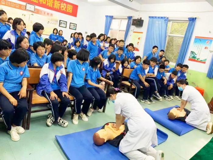 【永年一院】急救知识，生命的“必修课”——永年区第一医院急救知识宣讲团走进永年区第六中学