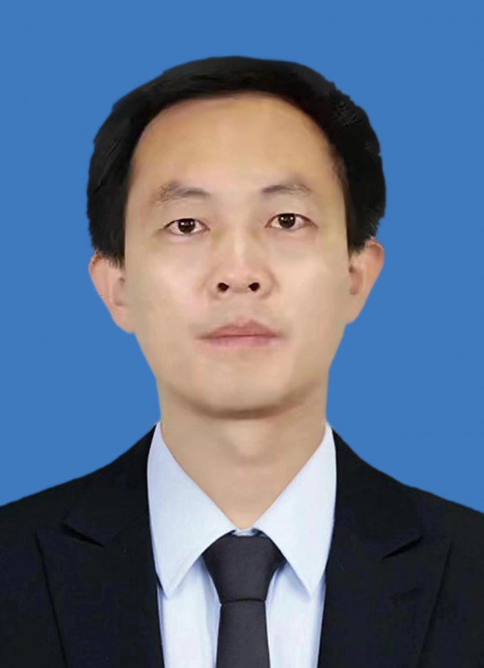 副院长   李亚锋